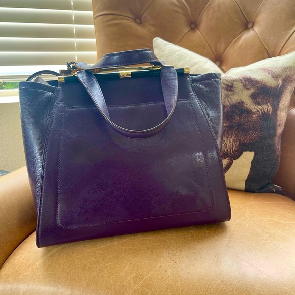 Authentic DVF 440 Runway Tote - Picture 4 of 8